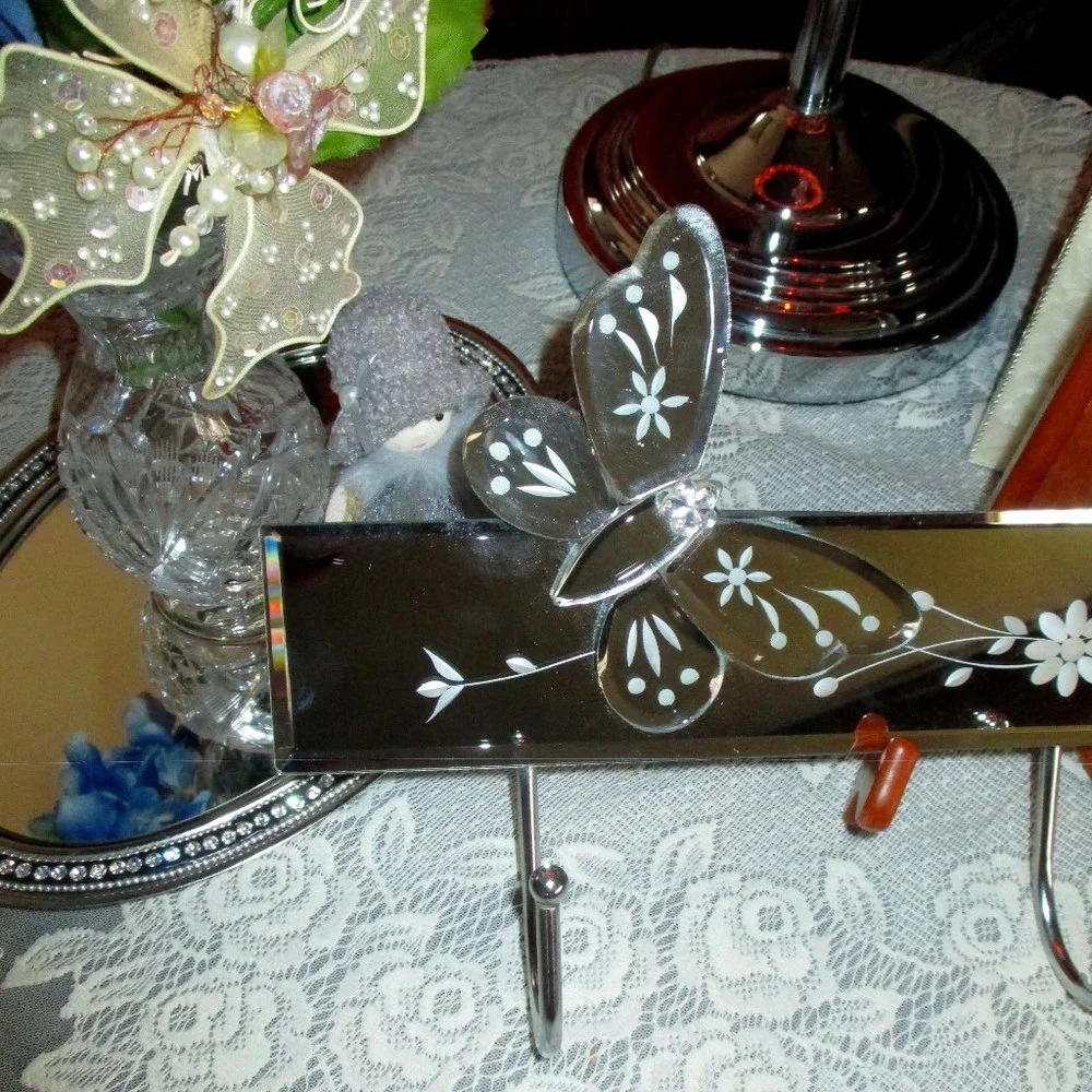 Mirrored Butterfly 3 Hook Wall Rack